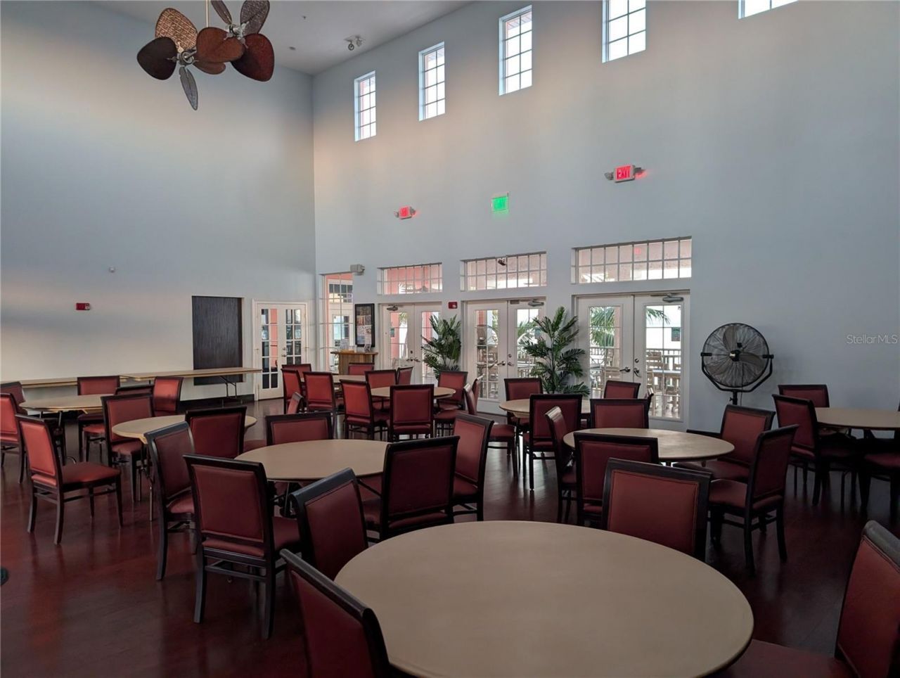 4957 Cobia Drive Se, Saint Petersburg, FL 33705 Photo