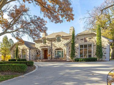 306 S 93rd Avenue, Omaha, NE 68114