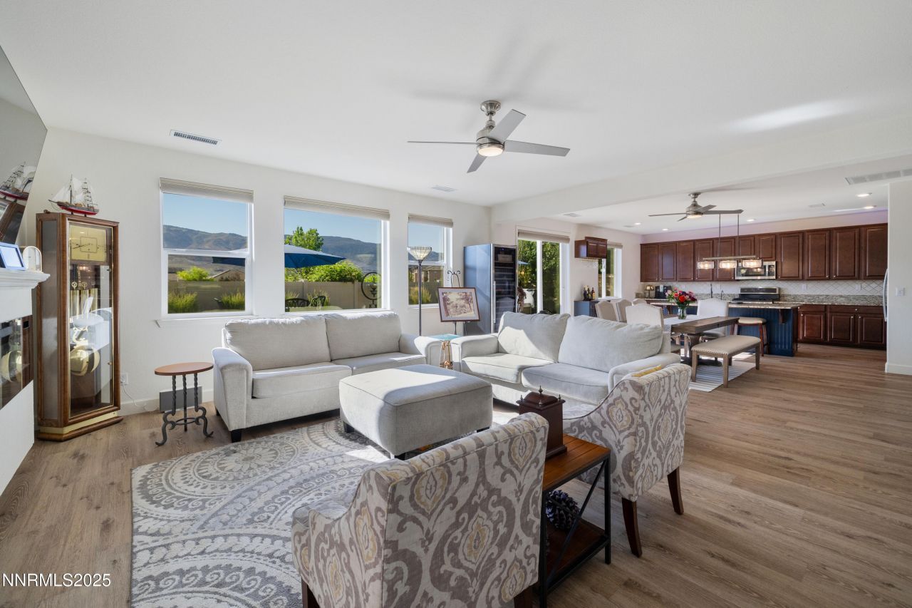 10260 Rollins Drive, Reno, NV 89521 Photo