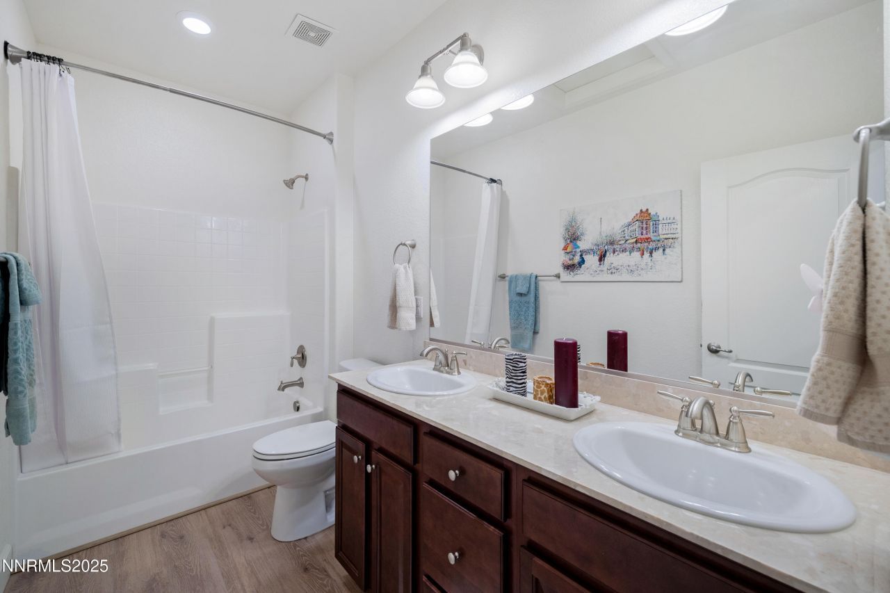 10260 Rollins Drive, Reno, NV 89521 Photo