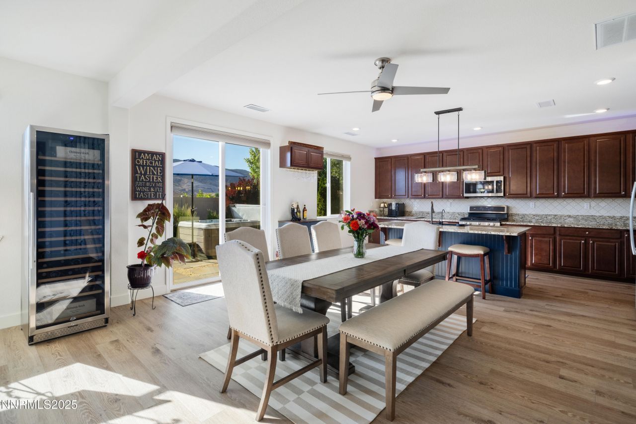 10260 Rollins Drive, Reno, NV 89521 Photo