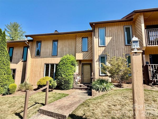 103 Pebble Creek Drive, Asheville, NC 28803