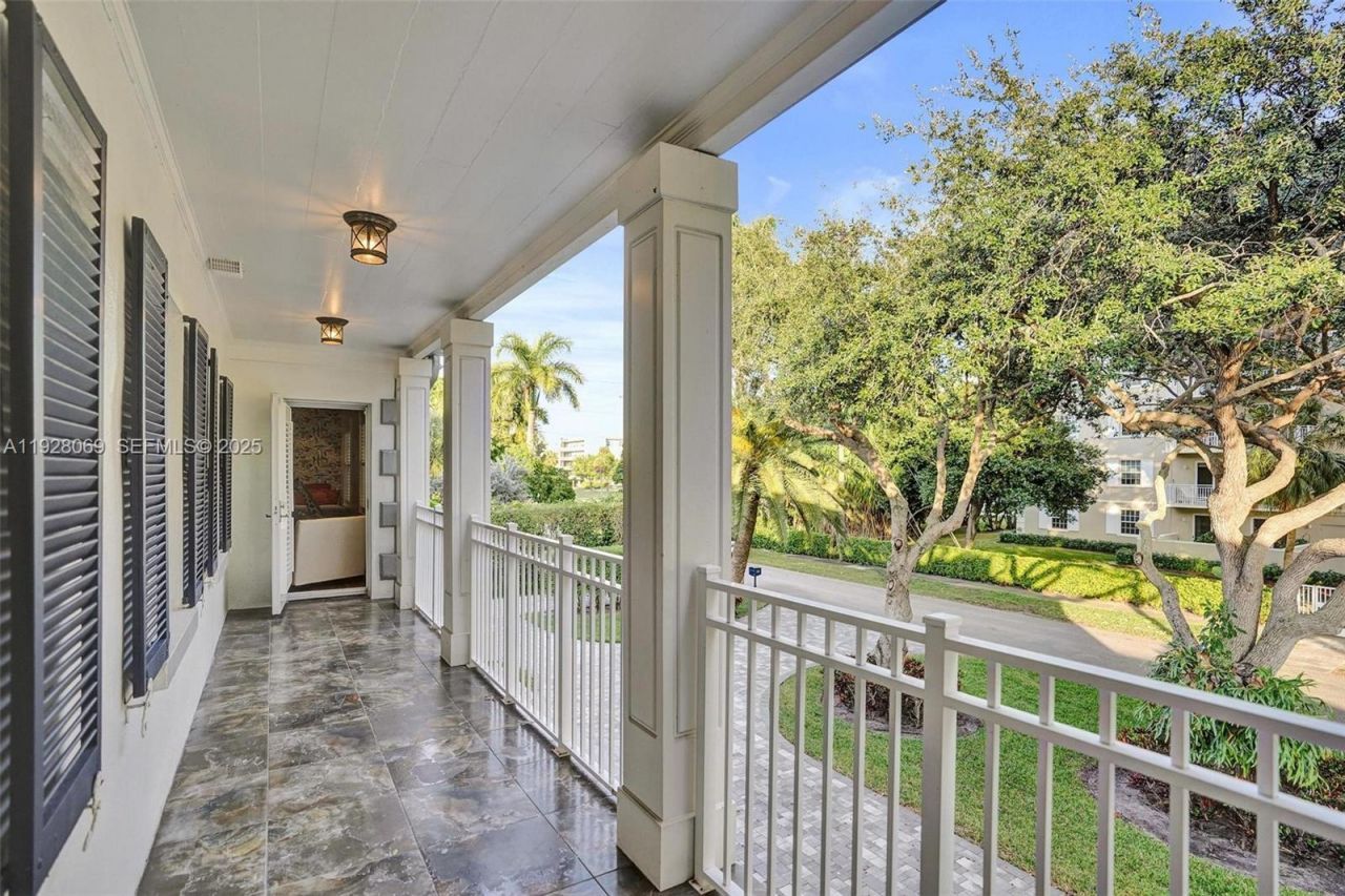 1281 Banyan Rd, Boca Raton, FL 33432 Photo