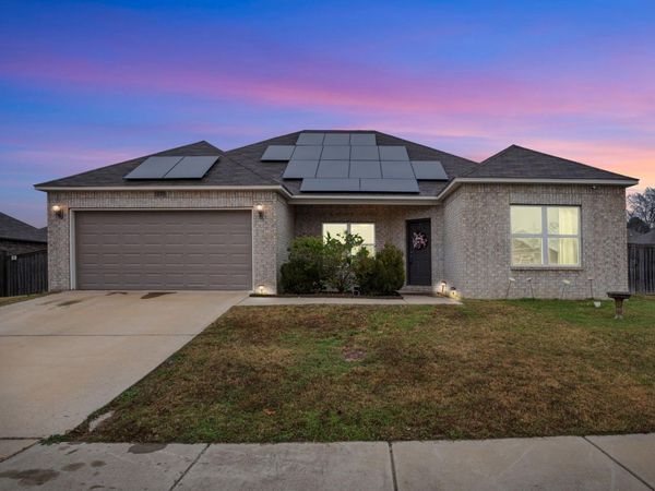 1220 Bulldog Drive, Conway, AR 72032