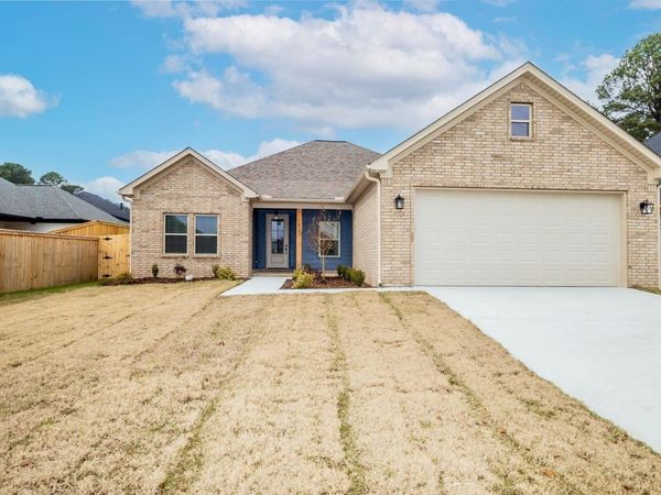 4005 Doler, Benton, AR 72019