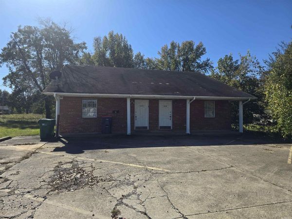 1216 E Harding Avenue, Pine Bluff, AR 71601