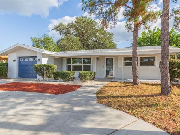 2121 GREENBRIAR BOULEVARD, CLEARWATER, FL 33763