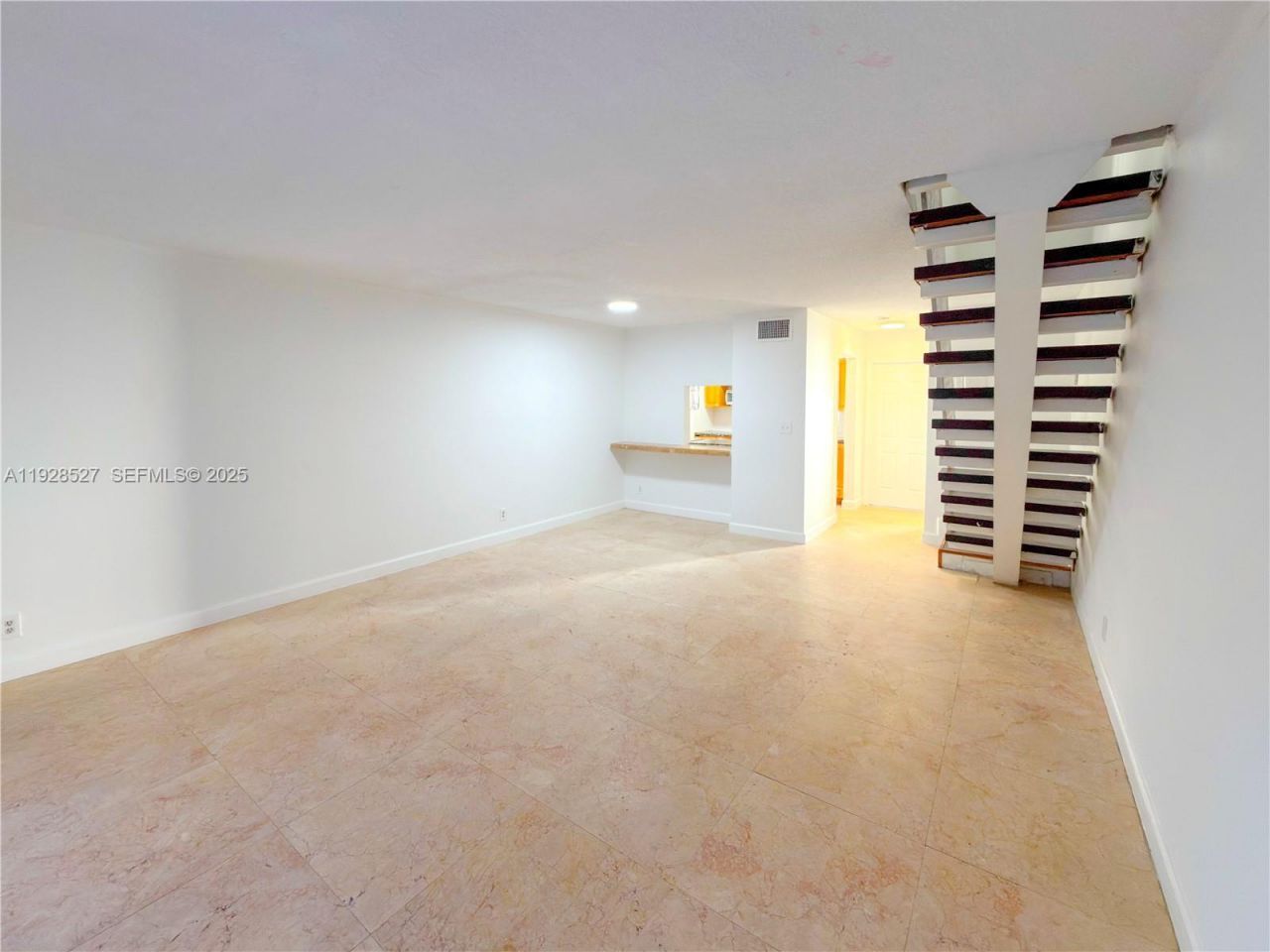 2448 SW 42nd Ave, Unit 2G, Fort Lauderdale, FL 33317 Photo