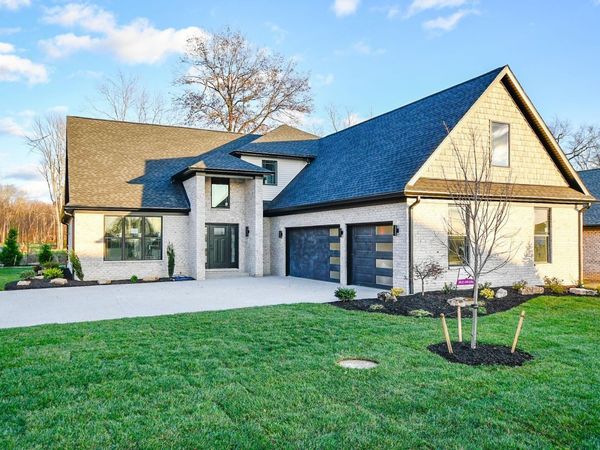 10143 Gallop Way, Evansville, IN 47725