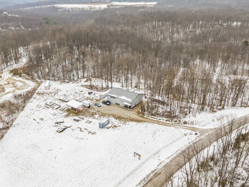 9141 Wesley Chapel Road, Mount Perry, OH 43760 Photo 3