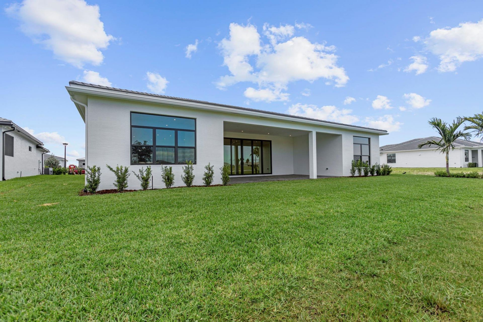 9187 SW Shinnecock Drive, Port Saint Lucie, FL 34987 Photo