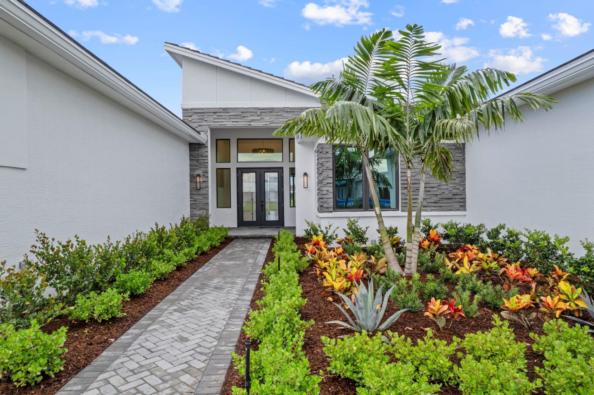 9187 SW Shinnecock Drive, Port Saint Lucie, FL 34987 Photo