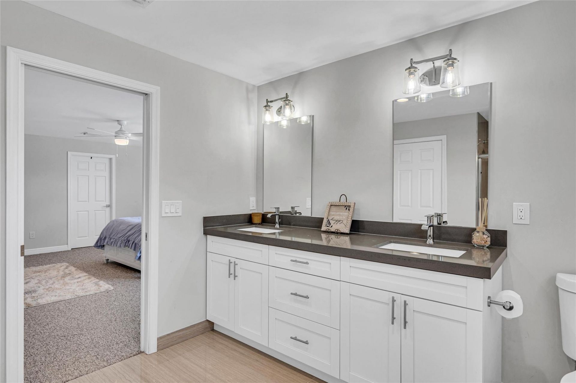 808 NE 15th Avenue, Fort Lauderdale, FL 33304 Photo