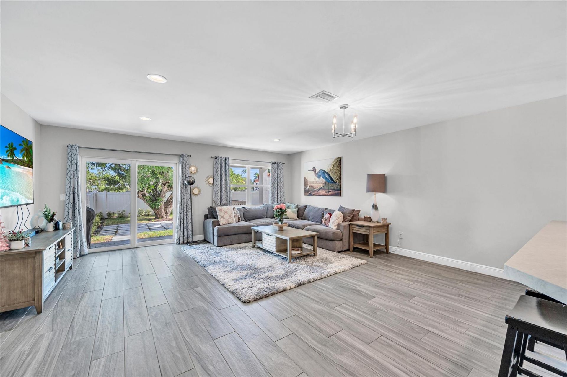 808 NE 15th Avenue, Fort Lauderdale, FL 33304 Photo