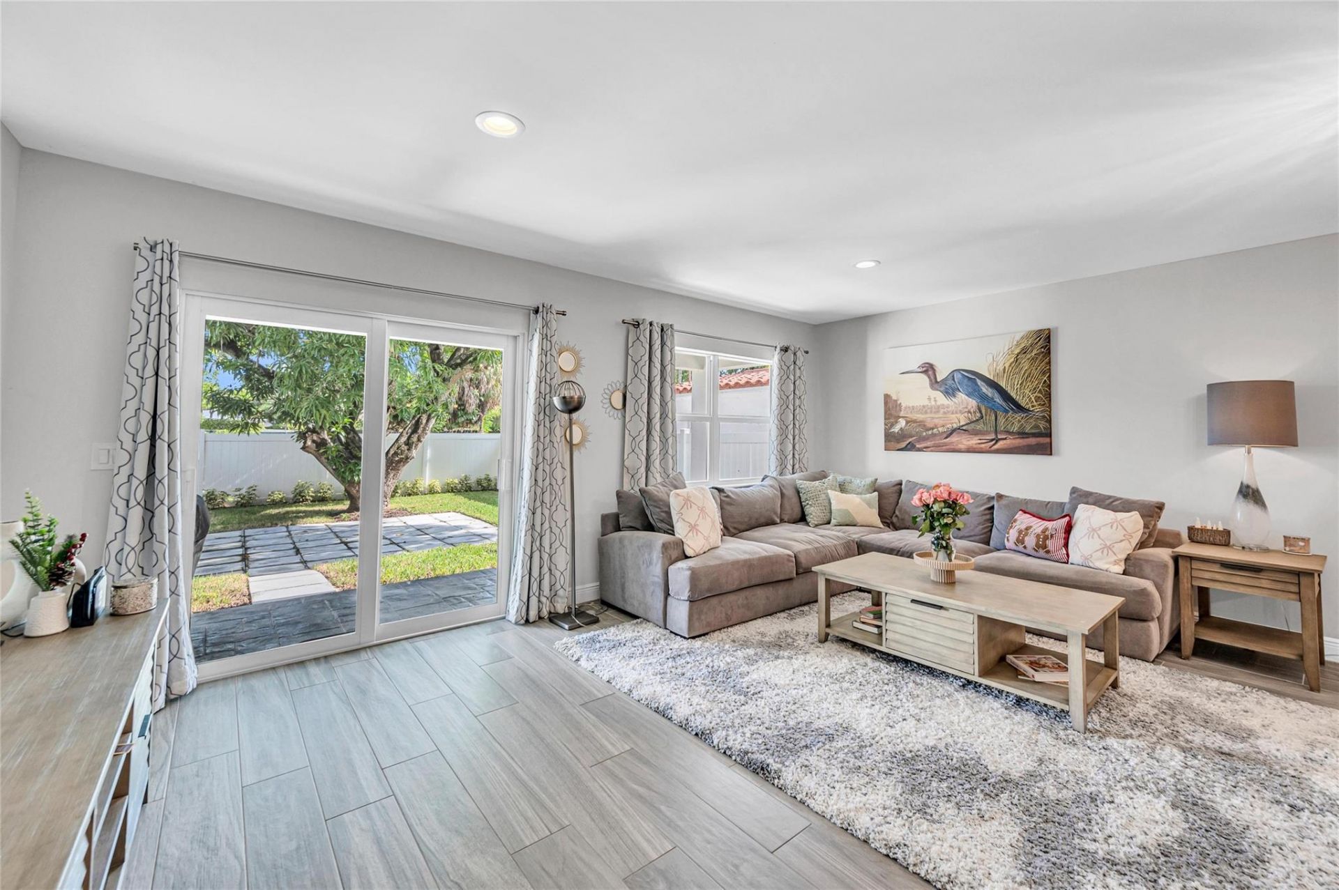 808 NE 15th Avenue, Fort Lauderdale, FL 33304 Photo