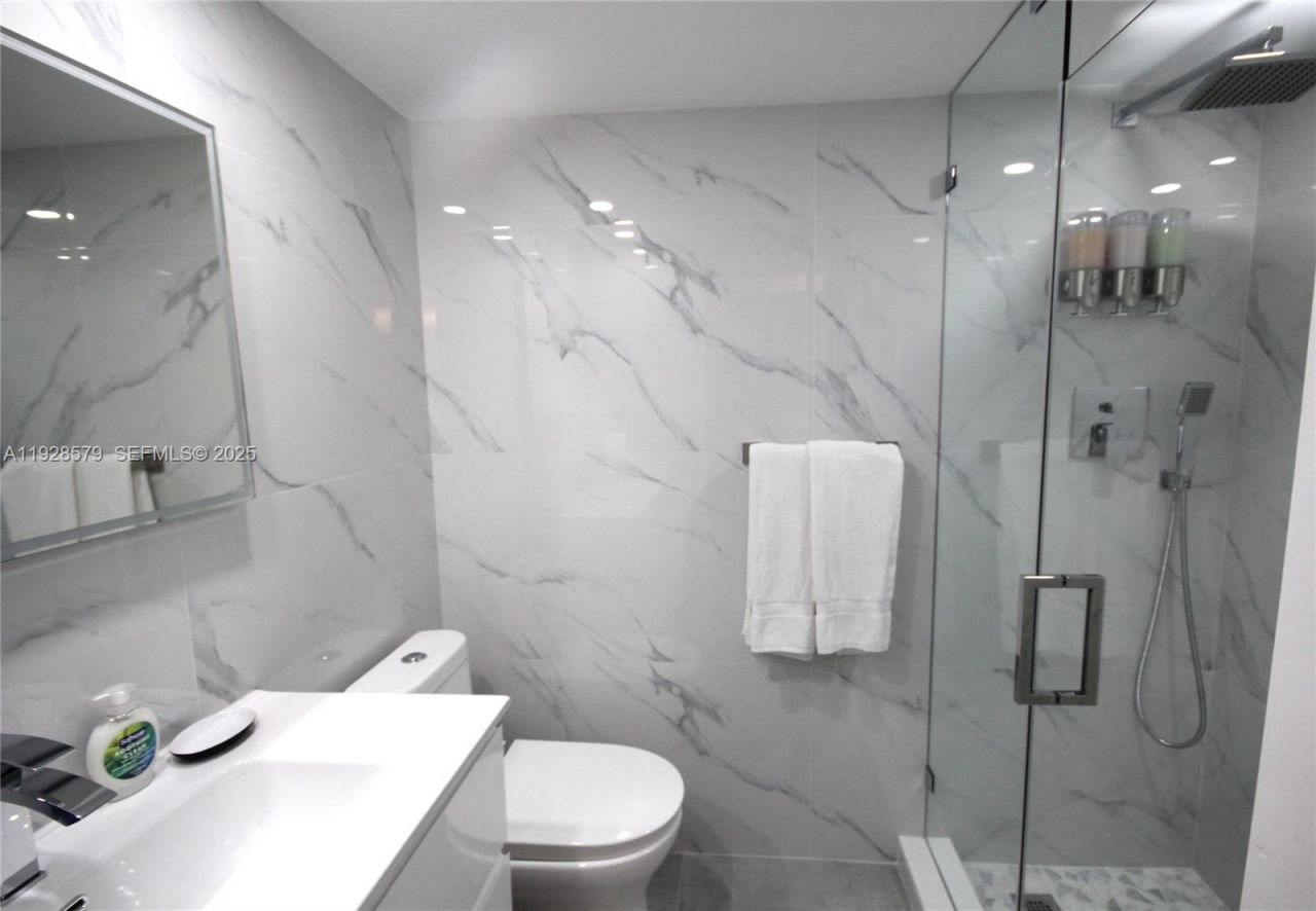 Please Call For Address, Unit 408, Miami Beach, FL 33140 Photo