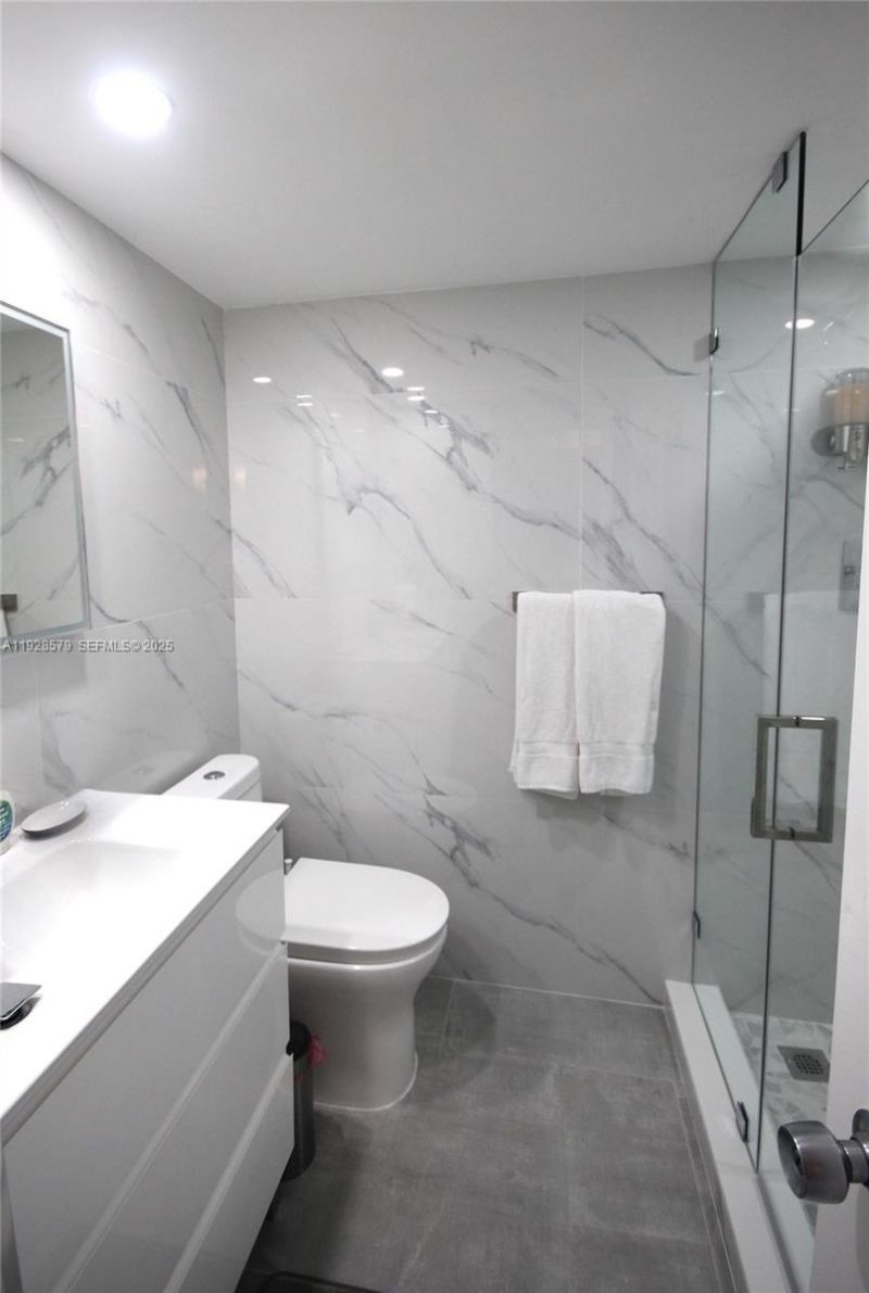 Please Call For Address, Unit 408, Miami Beach, FL 33140 Photo