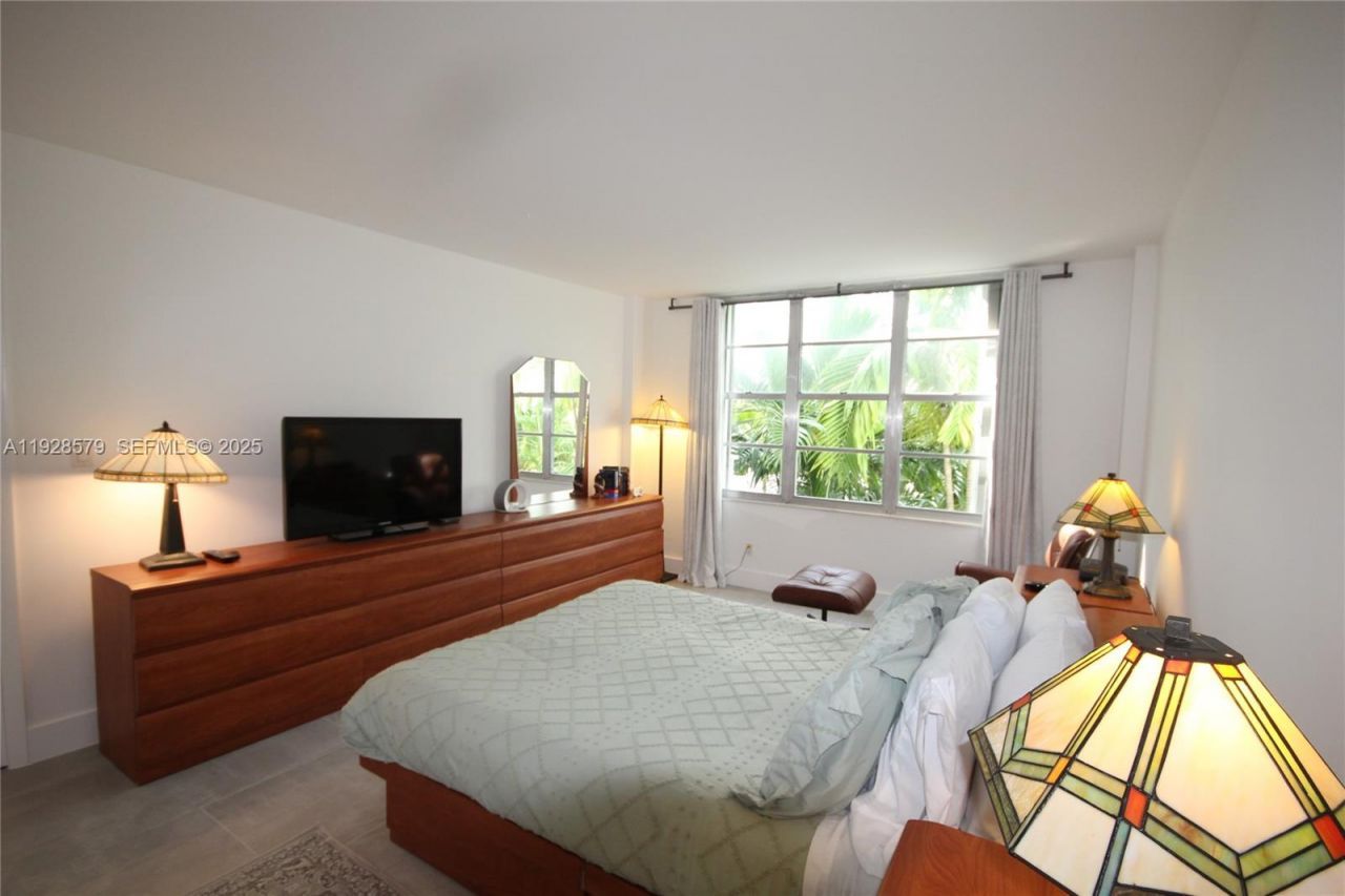 Please Call For Address, Unit 408, Miami Beach, FL 33140 Photo