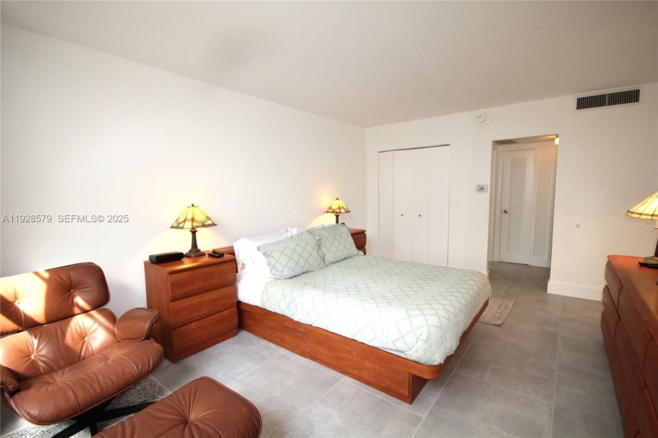 Please Call For Address, Unit 408, Miami Beach, FL 33140 Photo