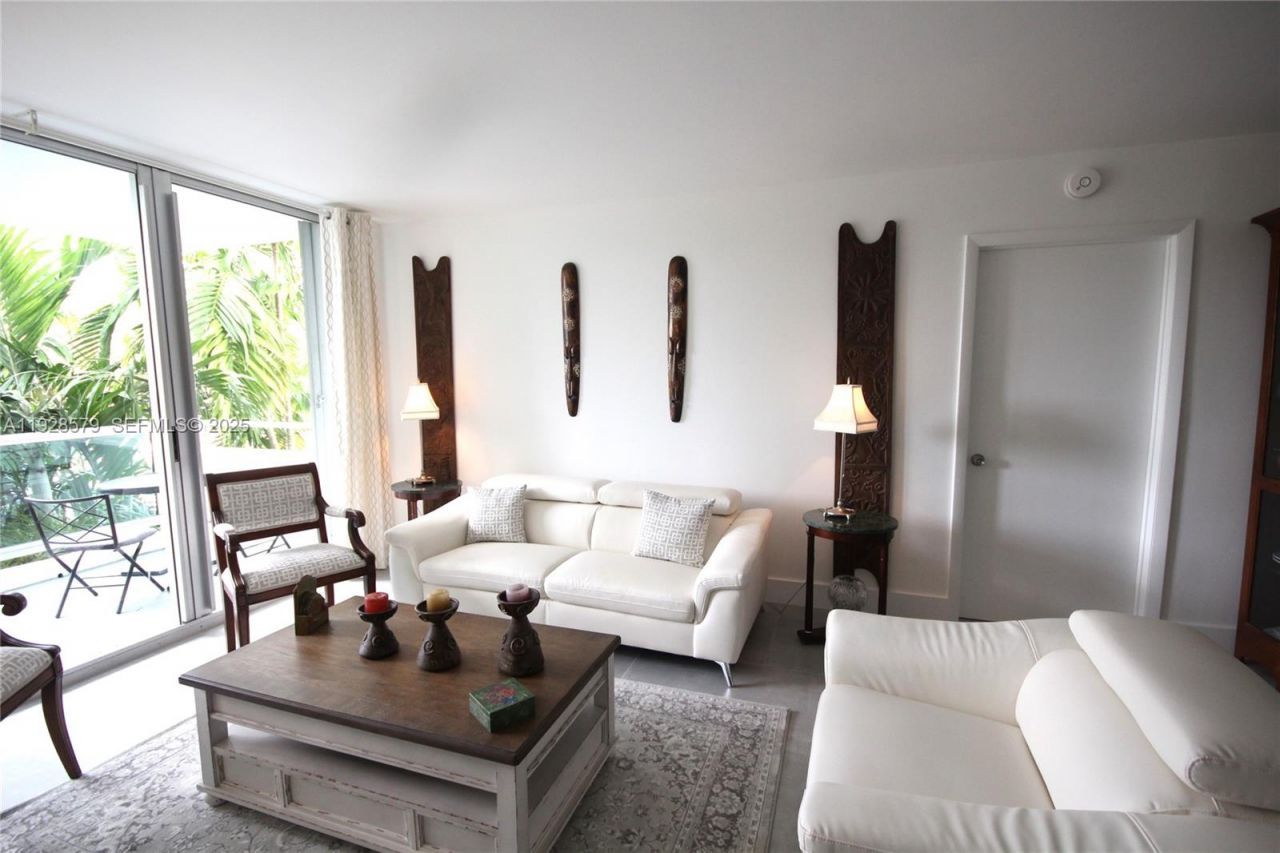 Please Call For Address, Unit 408, Miami Beach, FL 33140 Photo