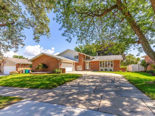 14739 Maple Avenue, Orland Park, IL 60462