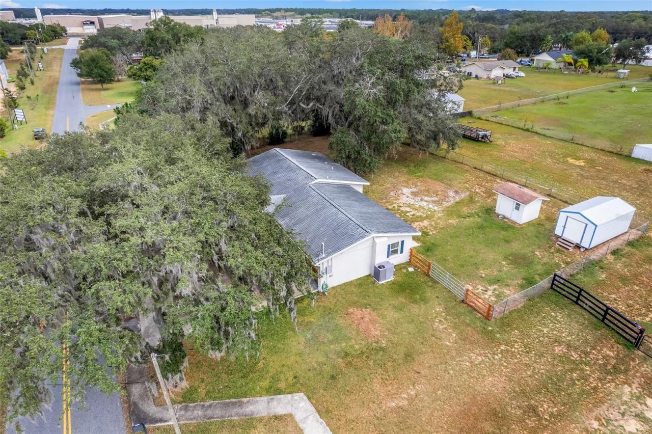 13312 Georgia Avenue, Astatula, FL 34705 Photo