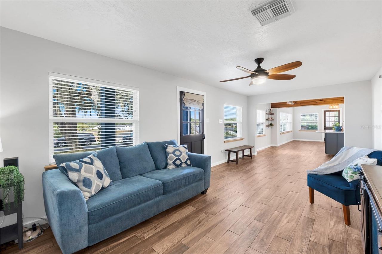 13312 Georgia Avenue, Astatula, FL 34705 Photo