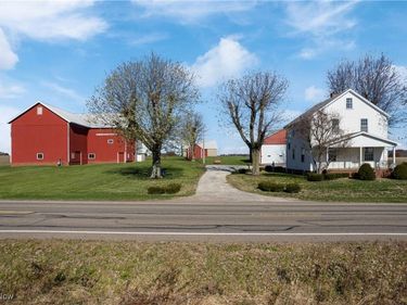 6779 Easton Street, Louisville, OH 44641