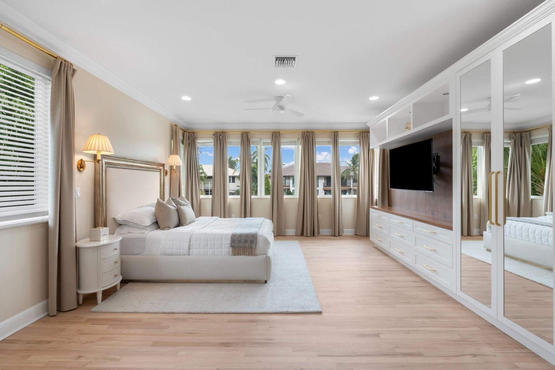 2890 NE 27th St, Fort Lauderdale, FL 33306 Photo