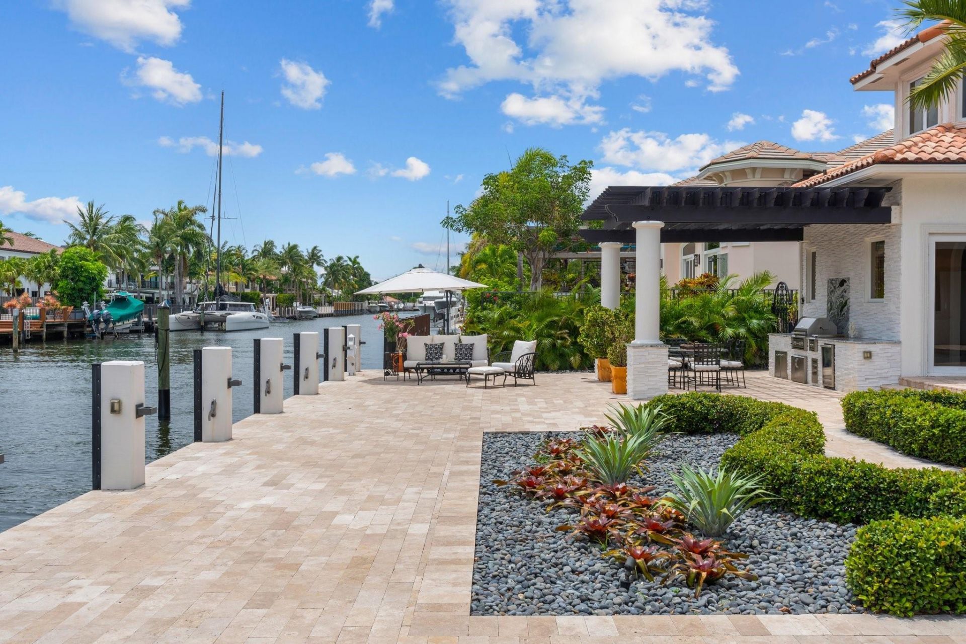 2890 NE 27th St, Fort Lauderdale, FL 33306 Photo