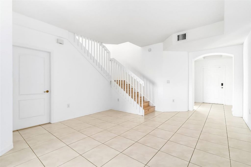 9000 W Flagler Street, Unit 6, Miami, FL 33174 Photo