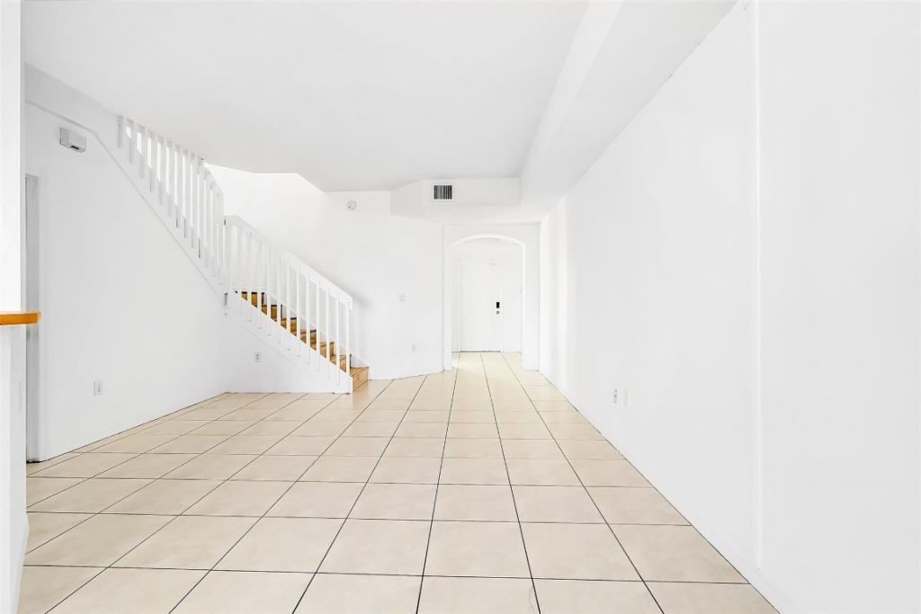 9000 W Flagler Street, Unit 6, Miami, FL 33174 Photo