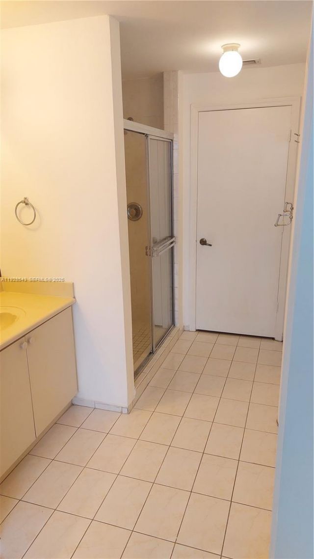 6560 NW 114th Ave, Unit 526, Doral, FL 33178 Photo