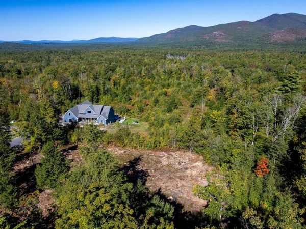 17 Sedgewood Drive, Tuftonboro, NH 03816
