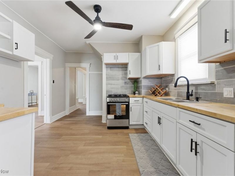 706 Harriet Avenue NW, Canton, OH 44703 Photo 14