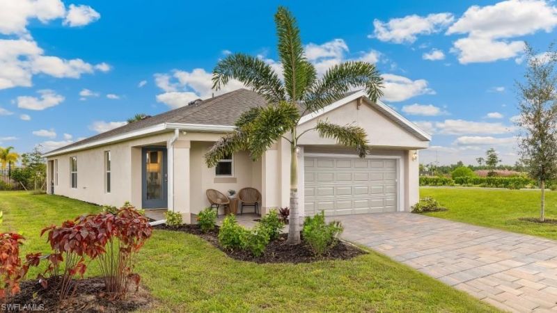 2692 Star Coral Dr, North Fort Myers, FL 33903 Photo