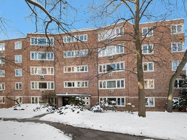 1960 W Hood Avenue, Unit 2C, Chicago, IL 60660