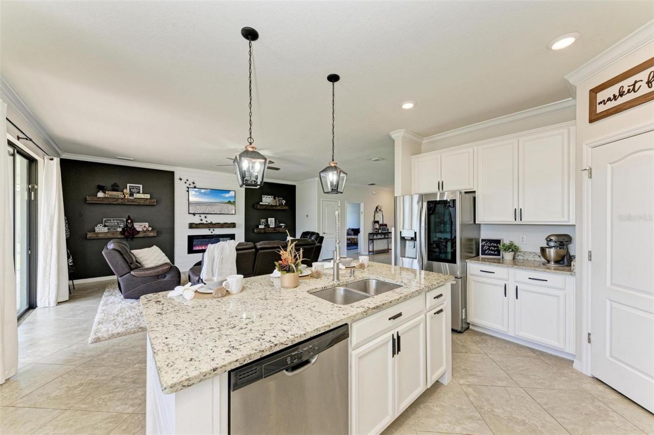 14118 Florida Rosemary Drive, Bradenton, FL 34211 Photo