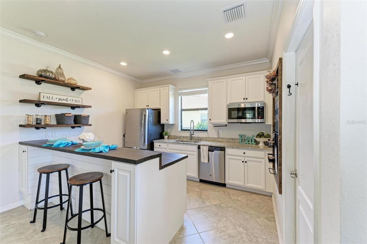 14118 Florida Rosemary Drive, Bradenton, FL 34211 Photo