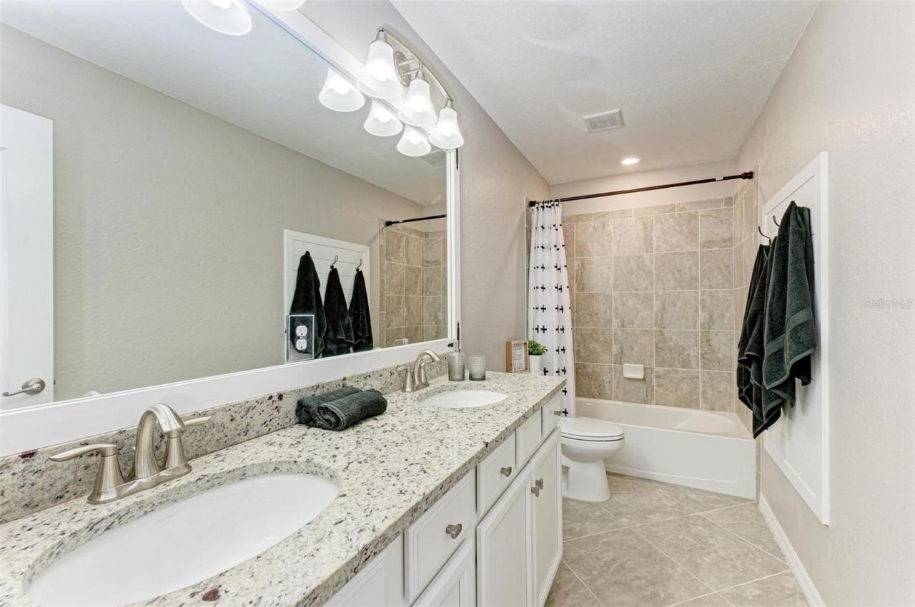 14118 Florida Rosemary Drive, Bradenton, FL 34211 Photo