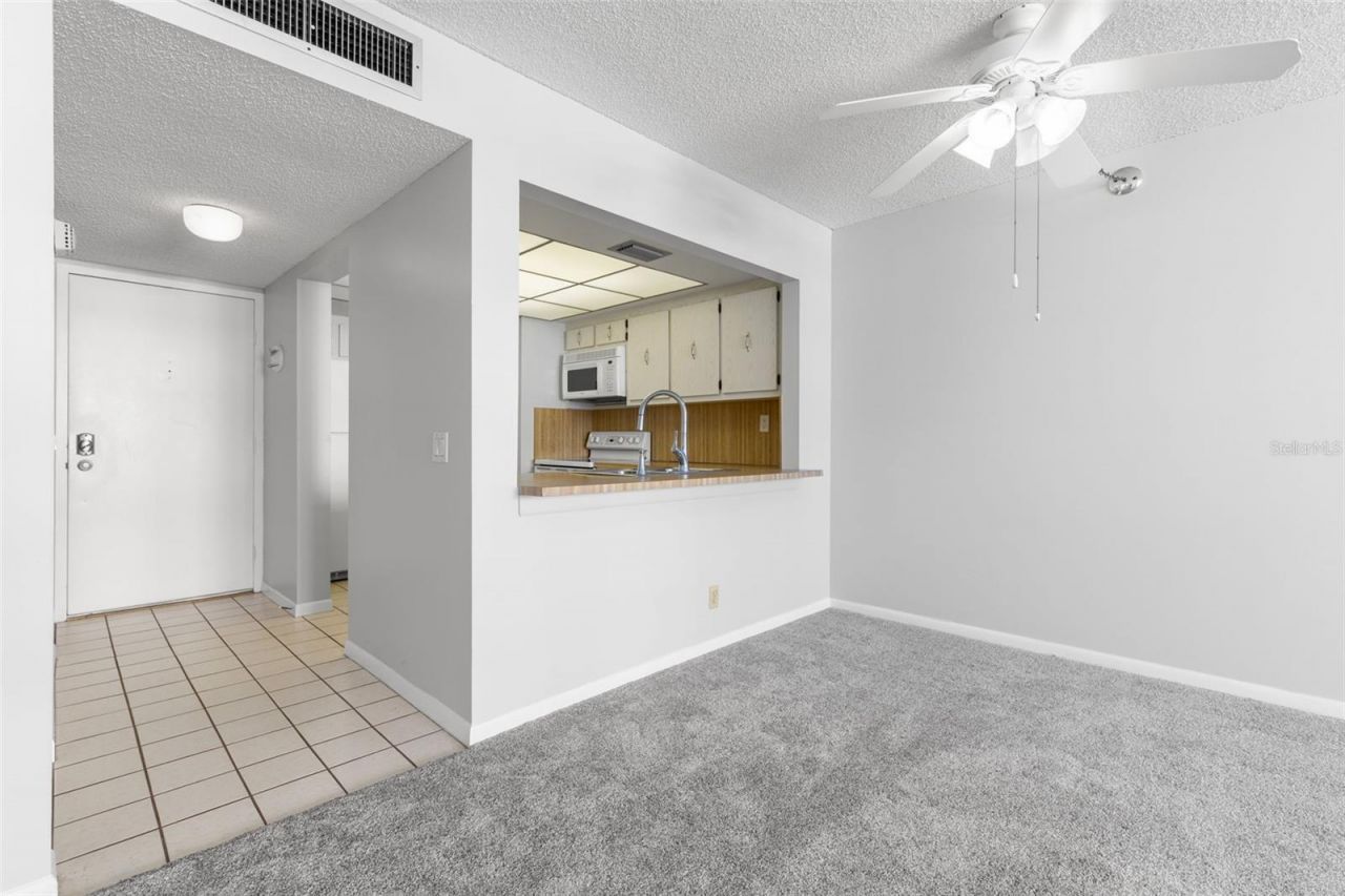 6279 Sun Boulevard, Unit 503, Saint Petersburg, FL 33715 Photo
