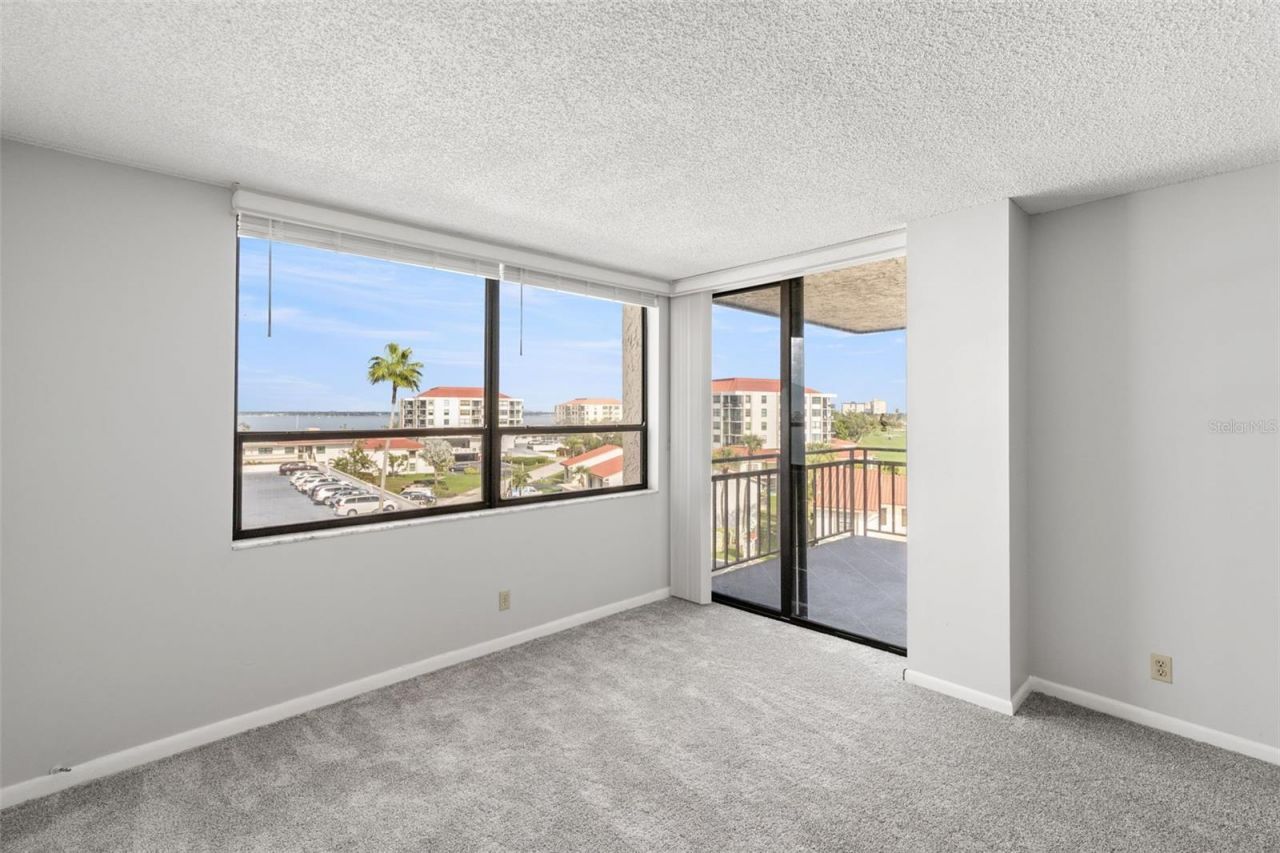 6279 Sun Boulevard, Unit 503, Saint Petersburg, FL 33715 Photo