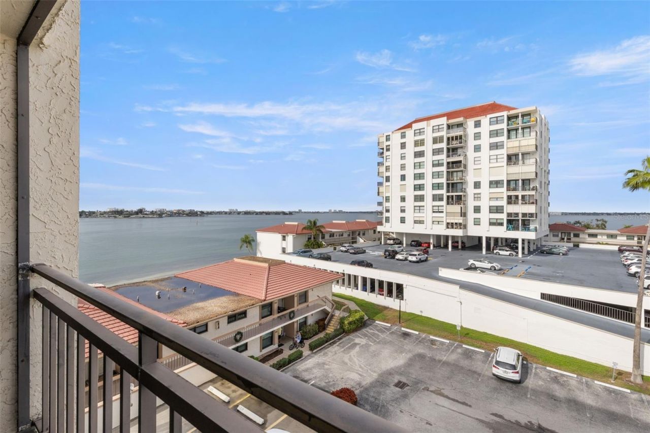 6279 Sun Boulevard, Unit 503, Saint Petersburg, FL 33715 Photo