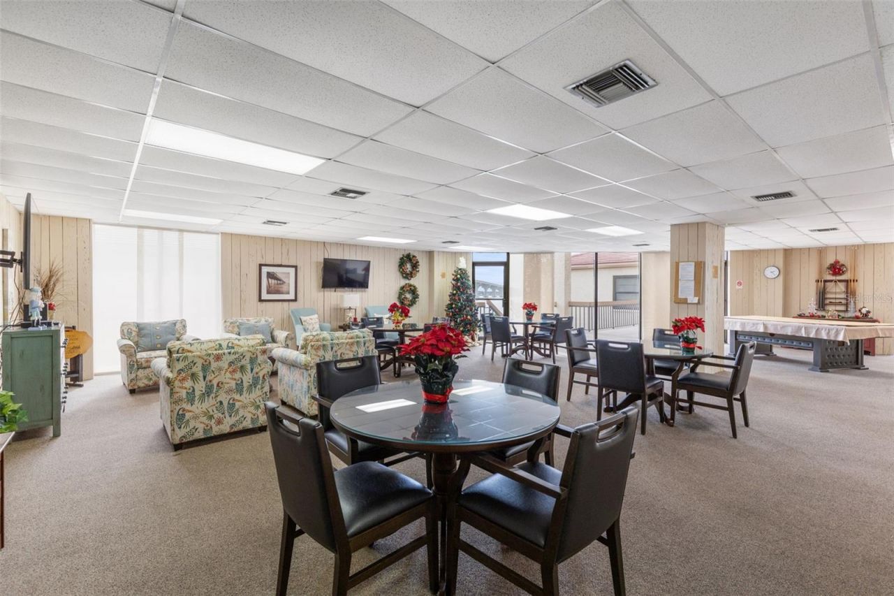 6279 Sun Boulevard, Unit 503, Saint Petersburg, FL 33715 Photo