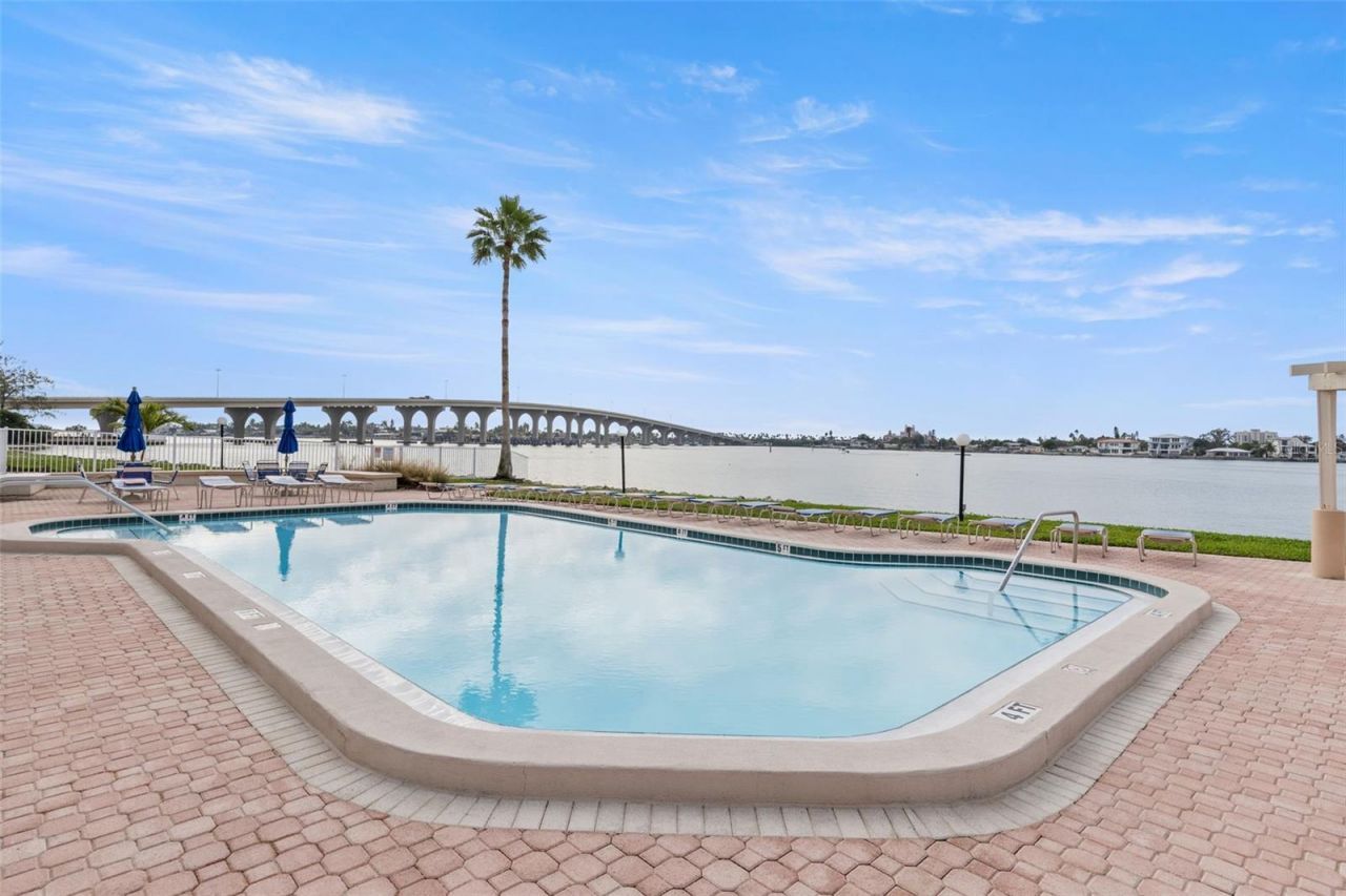 6279 Sun Boulevard, Unit 503, Saint Petersburg, FL 33715 Photo