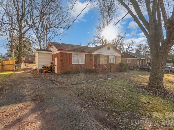 2819 Denview Lane, Charlotte, NC 28208