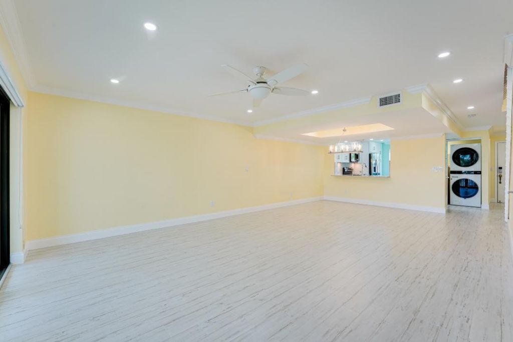 240 Captains Walk, Unit 5120, Delray Beach, FL 33483 Photo