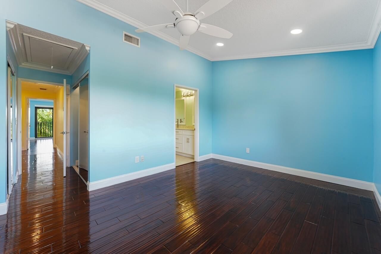 240 Captains Walk, Unit 5120, Delray Beach, FL 33483 Photo