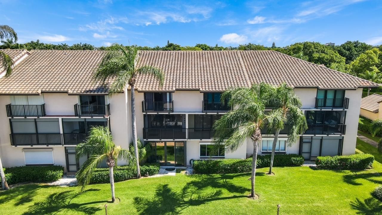 240 Captains Walk, Unit 5120, Delray Beach, FL 33483 Photo