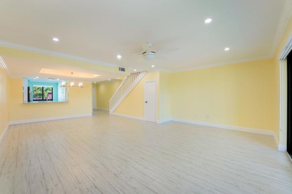 240 Captains Walk, Unit 5120, Delray Beach, FL 33483 Photo